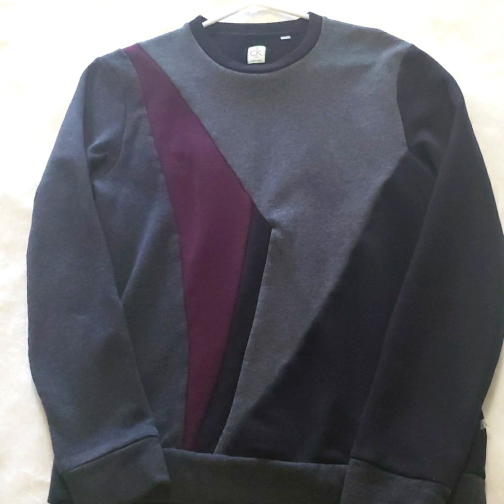 Calvin Klein - Small - Black /Gray/Purple